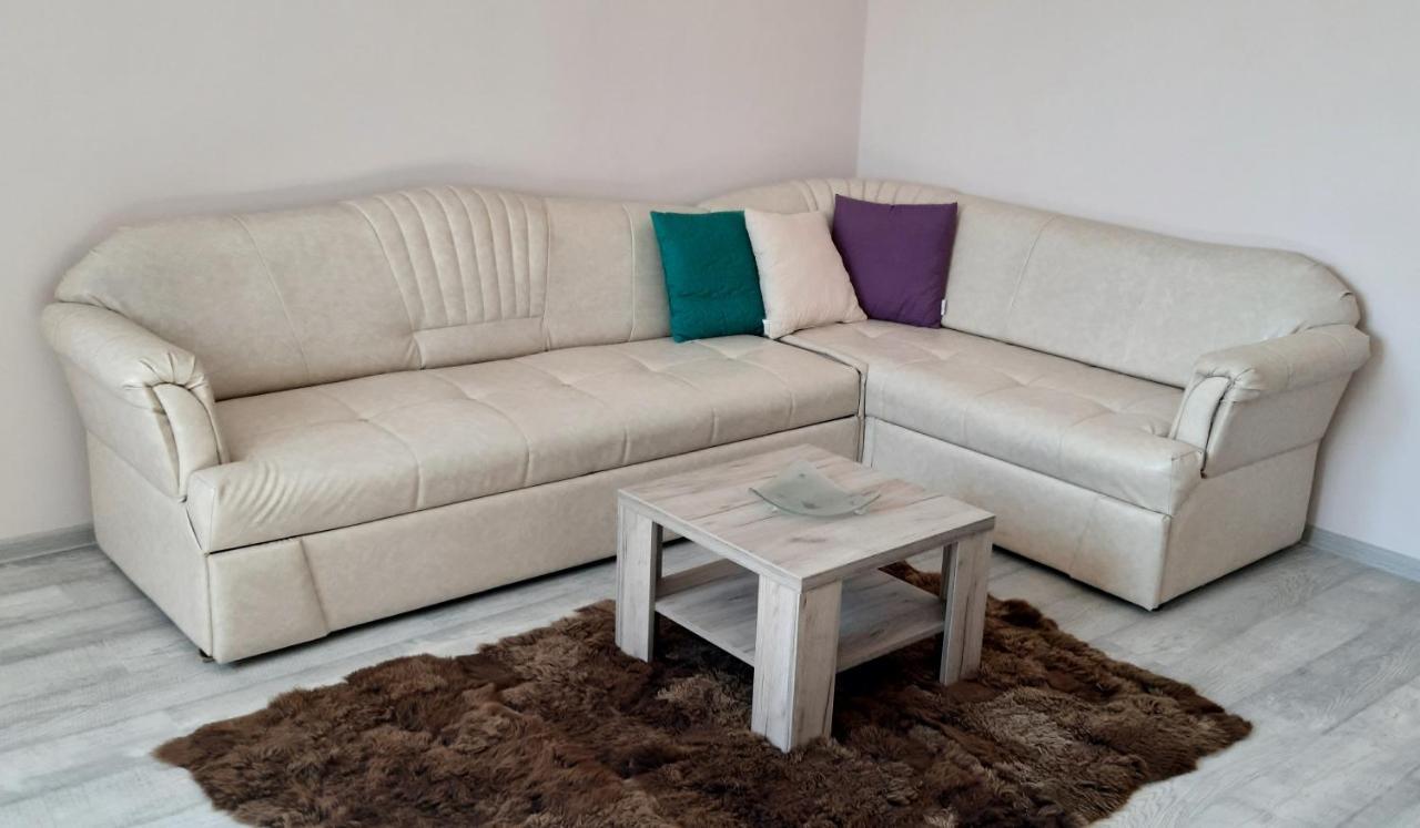 Lux Apartman Čačak Екстериор снимка