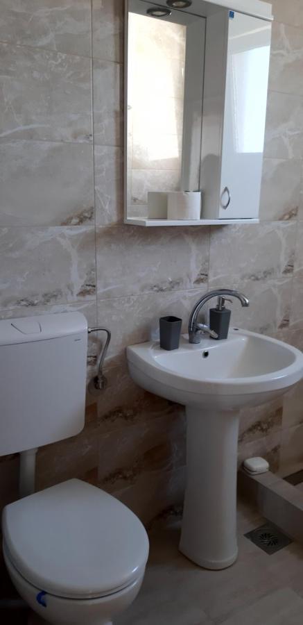 Lux Apartman Čačak Екстериор снимка